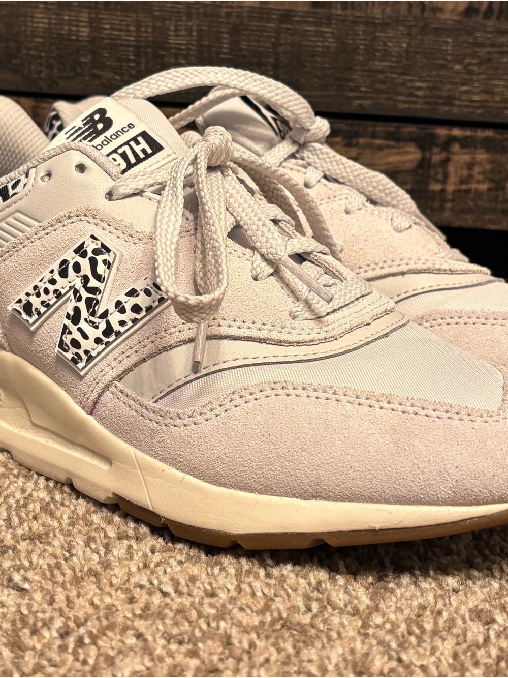 New Balance Women's Cream/Beige Suede & Mesh Sneakers with Patterned N
